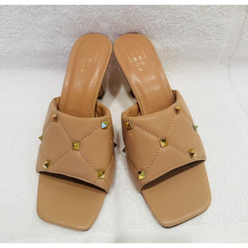 Shu Shop Tan  Sandals  Sandals Slides With Gold Studs   Size 8     Brand New